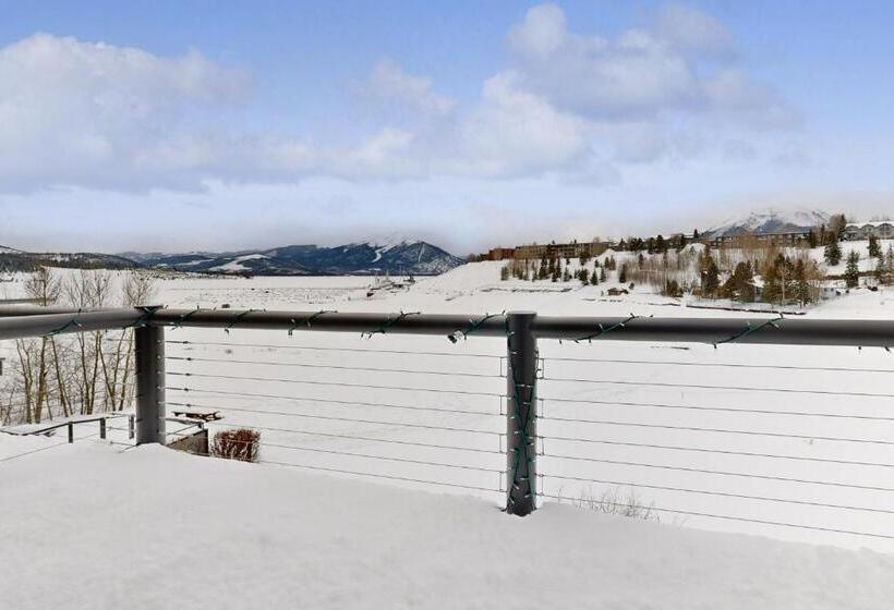 דירת חדר, East Bay 6