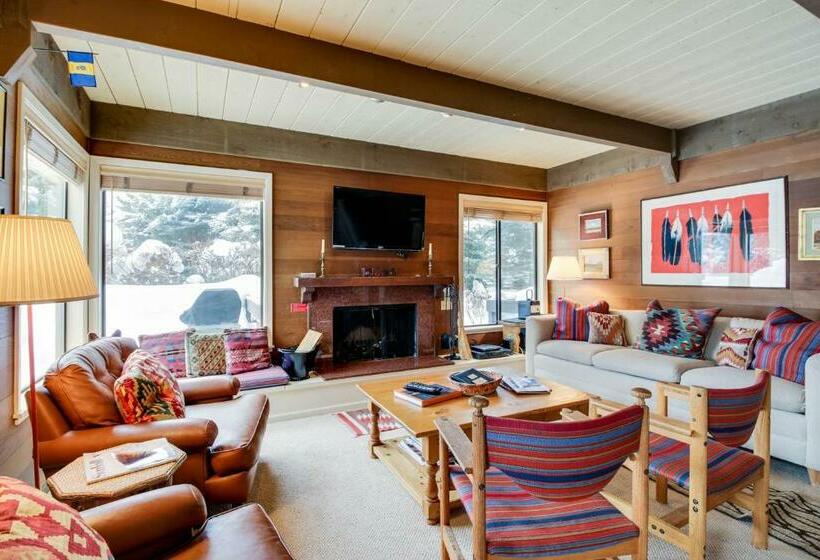 شقة غرفة واحدة, Dollar Meadows 1383