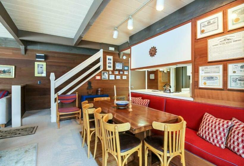 شقة غرفة واحدة, Dollar Meadows 1383