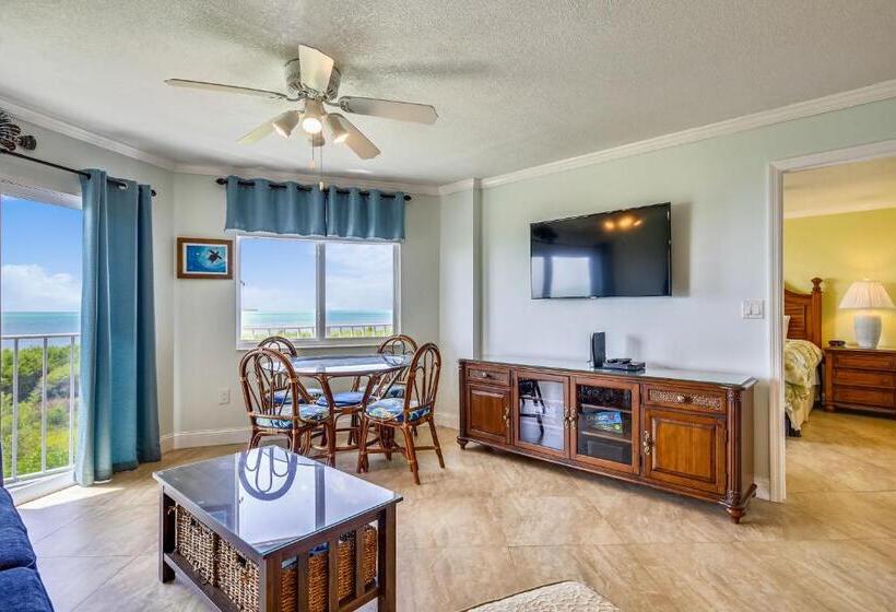 Апартаменты 2 Спальни, Oceanside Retreat