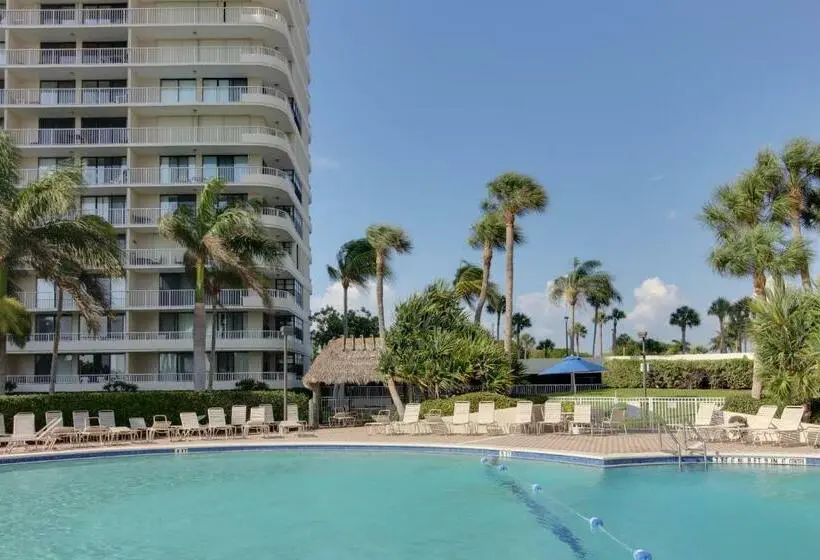２ベッドルームアパートメント, Seaview Court