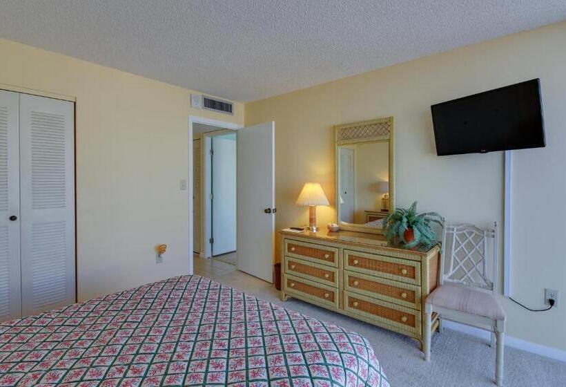 شقة غرفتين, Seaview Court