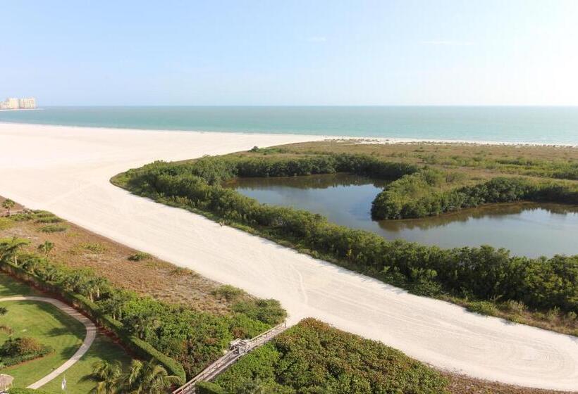 شقة غرفتين, Seaview Court