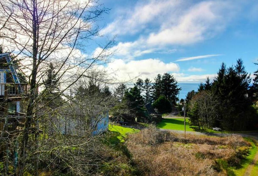 带2个卧室的公寓, Sitka Sky