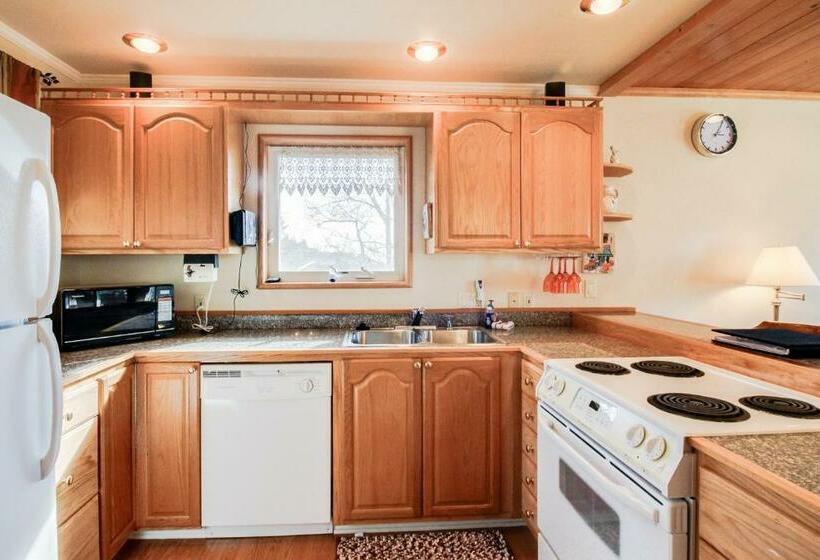 带2个卧室的公寓, Sitka Sky