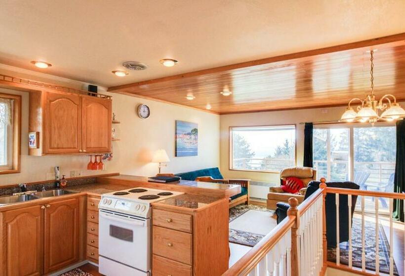 Апартаменты 2 Спальни, Sitka Sky