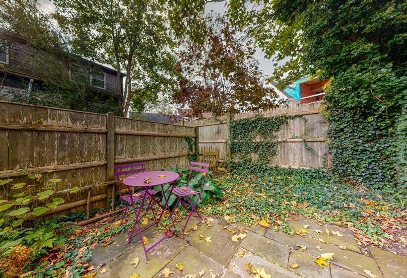 Апартаменты 1 Спальня, Blumen House