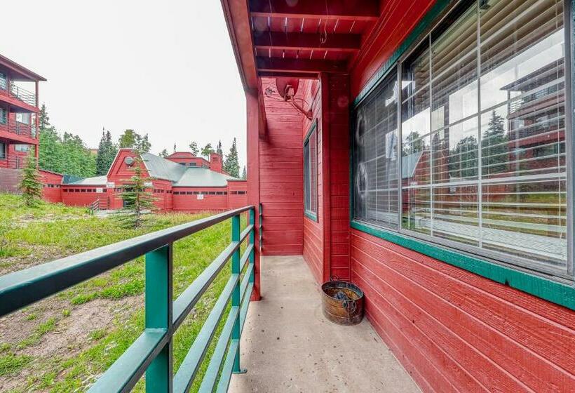 침실 2개 아파트, Giant Steps #40