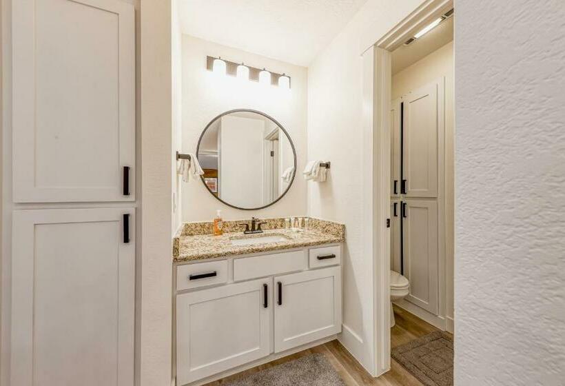 침실 2개 아파트, Giant Steps #40