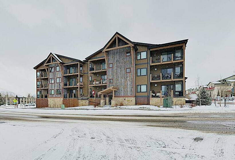 דירת שלושה חדרים, La Bonte Townhomes Unit 304