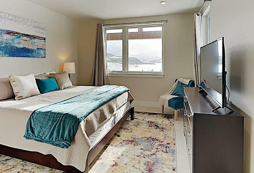 Апартаменты 3 Спальни, La Bonte Townhomes Unit 304