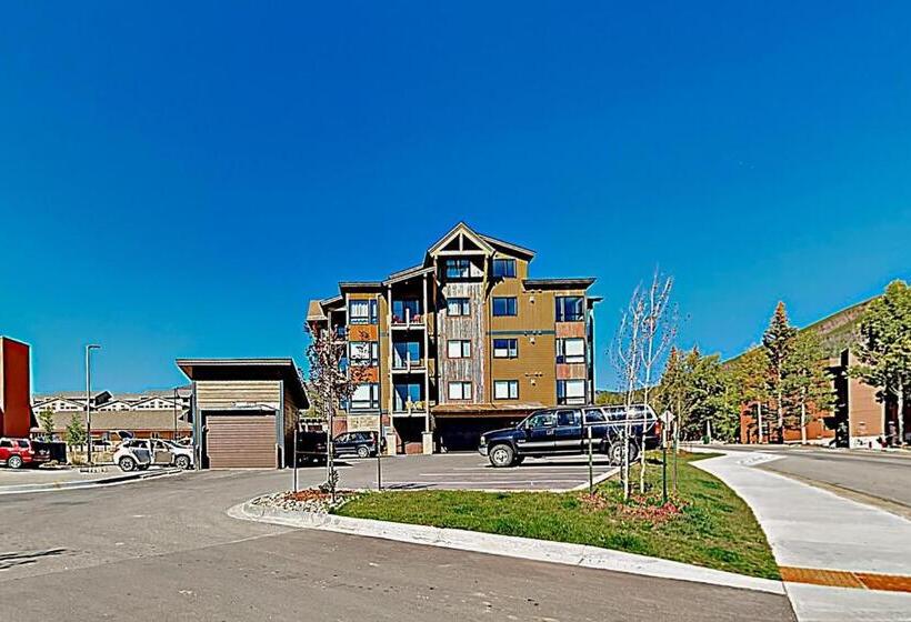 דירת שלושה חדרים, La Bonte Townhomes Unit 304