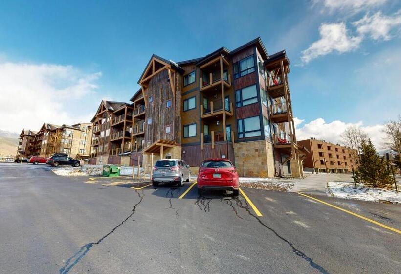 דירת שלושה חדרים, La Bonte Townhomes Unit 304