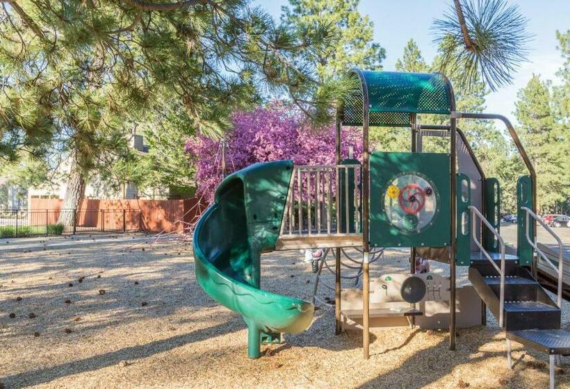 شقة غرفة نوم واحدة مزودة بشُرفة, Seventh Mountain Ii