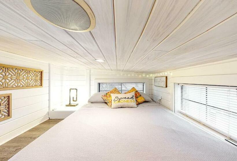 Студия Стандарт, Chimney Rock Tiny Home