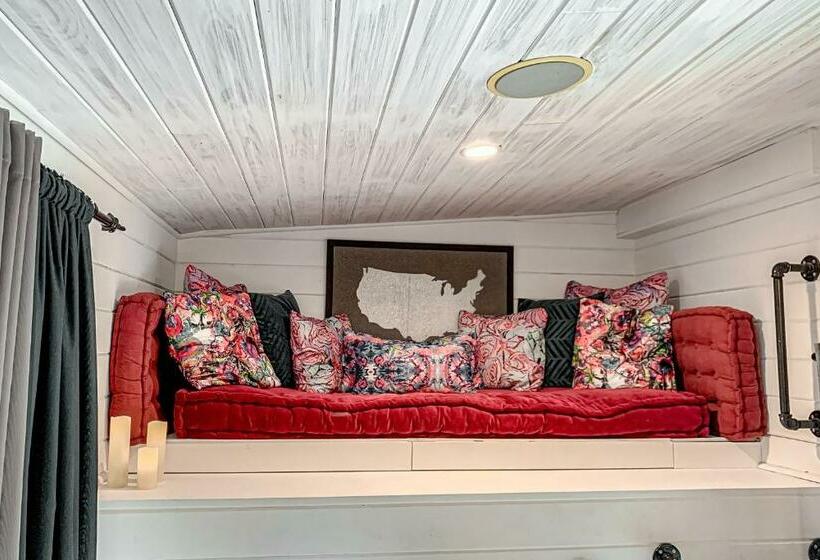 Студия Стандарт, Chimney Rock Tiny Home