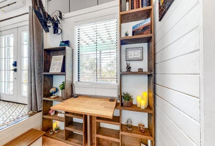 Студия Стандарт, Chimney Rock Tiny Home