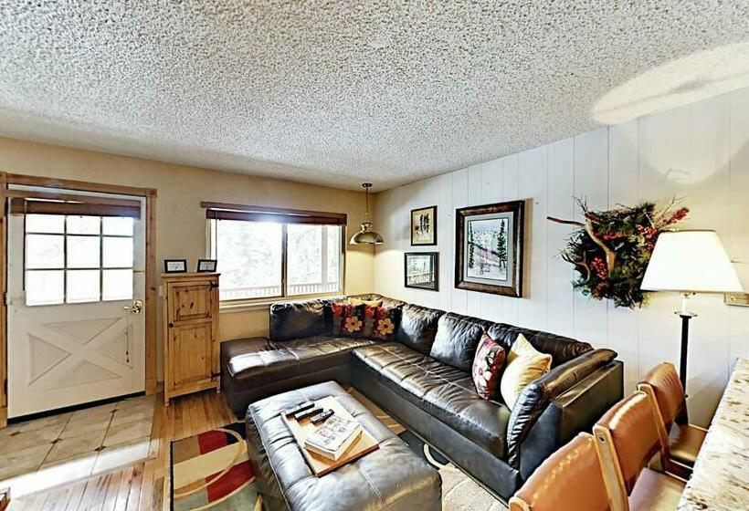 דירת חדר, Hi Country Haus 1414