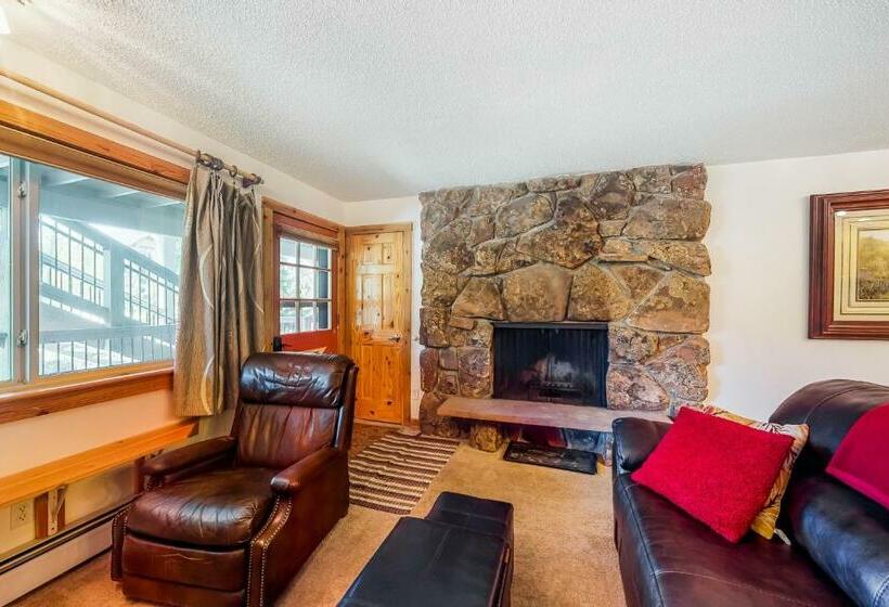 דירת חדר, Hi Country Haus 1414