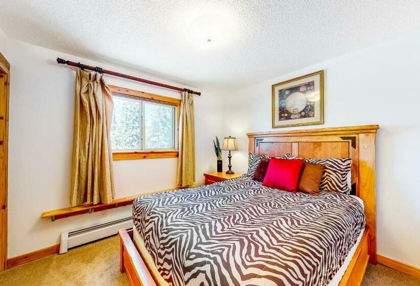 דירת חדר, Hi Country Haus 1414