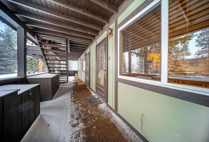 דירת חדר, Hi Country Haus 1414