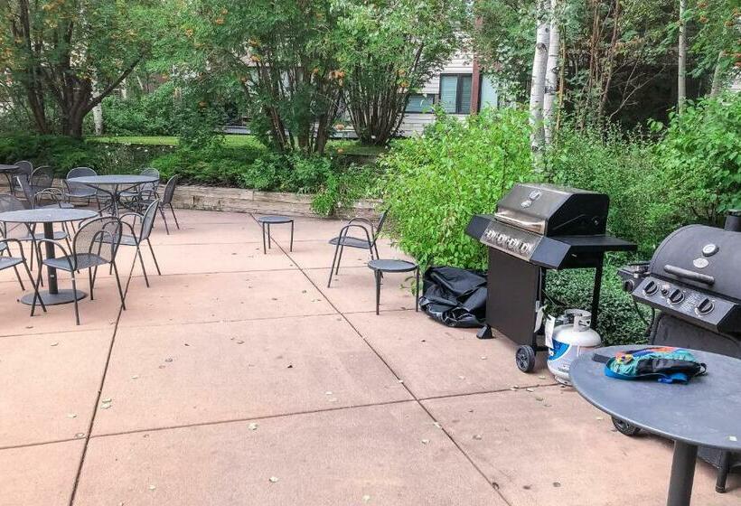 Апартаменты 1 Спальня, Simba Run