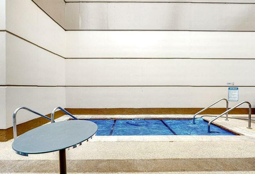 Апартаменты 1 Спальня, Simba Run