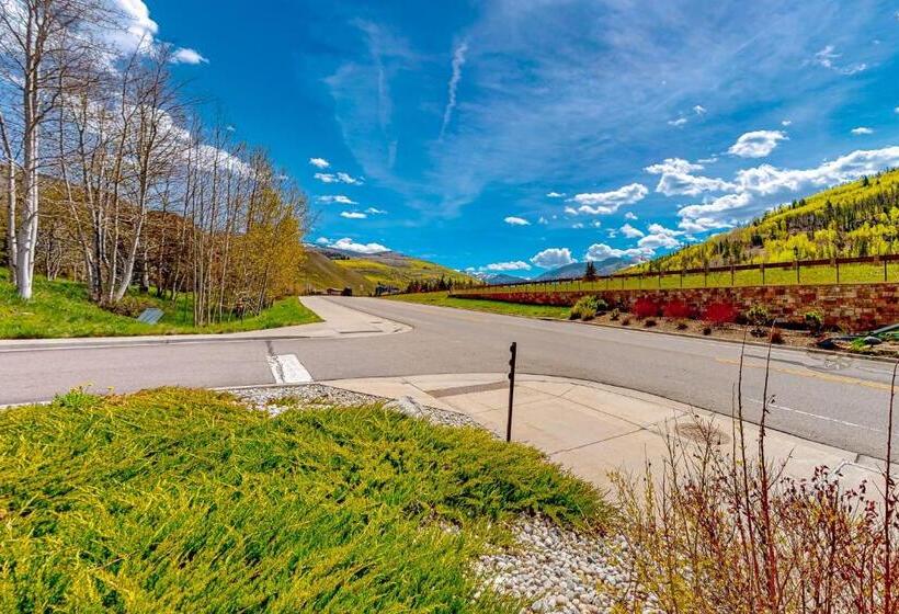 Апартаменты 2 Спальни, Simba Run