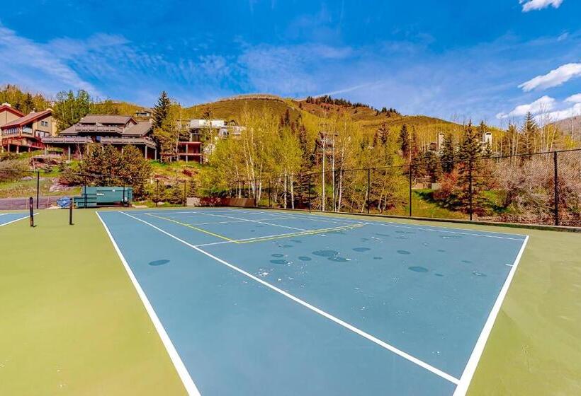 Апартаменты 2 Спальни, Simba Run