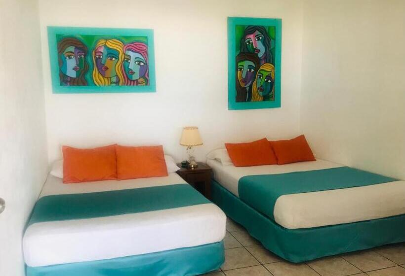 اتاق سوپریور چهار تخته, Hc Liri