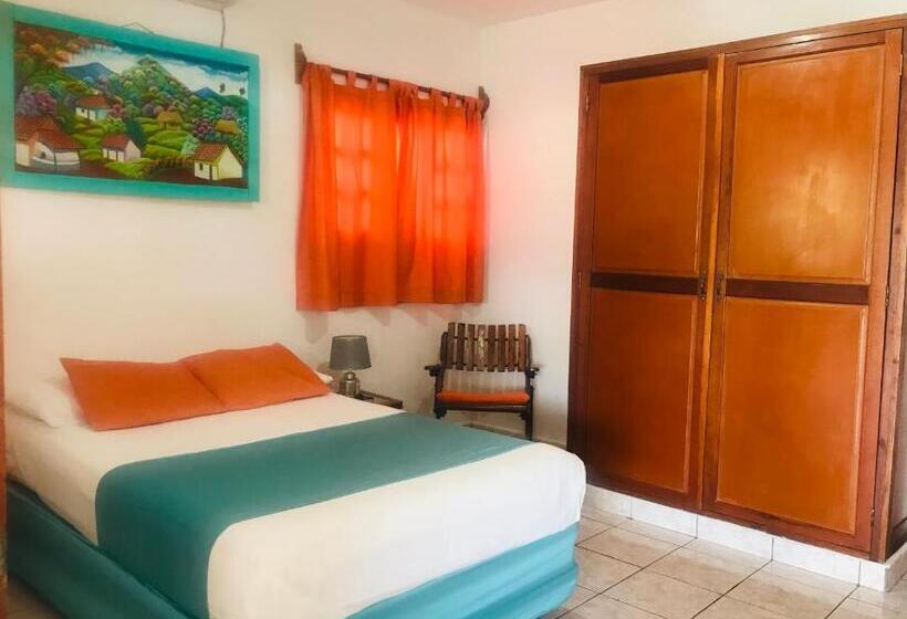 اتاق سوپریور, Hc Liri