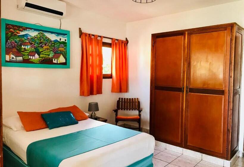 اتاق سوپریور, Hc Liri