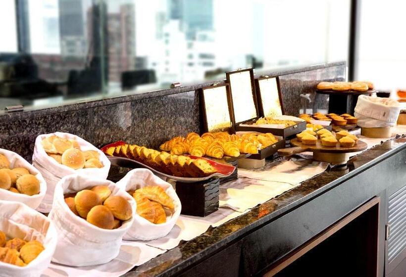 استودیوی لوکس, Amari Dhaka
