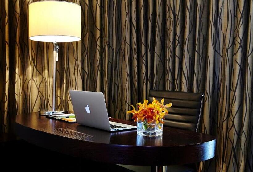 سوییت, Amari Dhaka