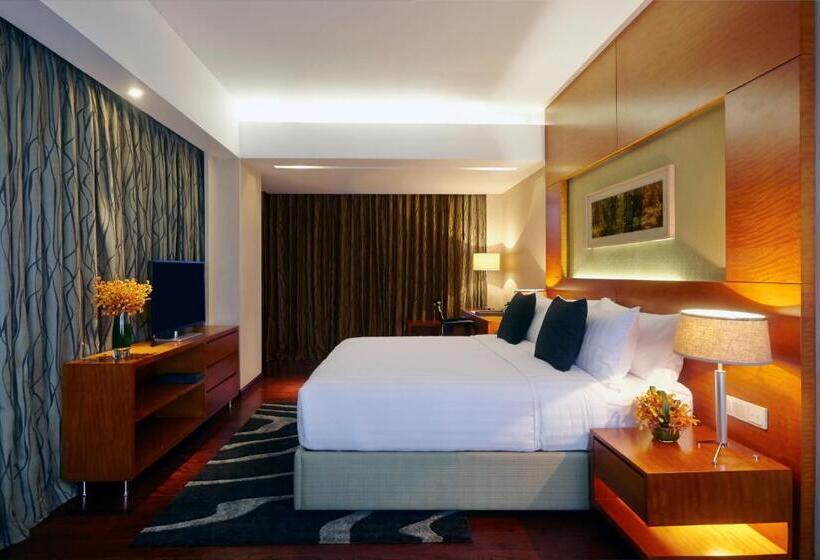 اتاق لوکس با تخت بزرگ, Amari Dhaka