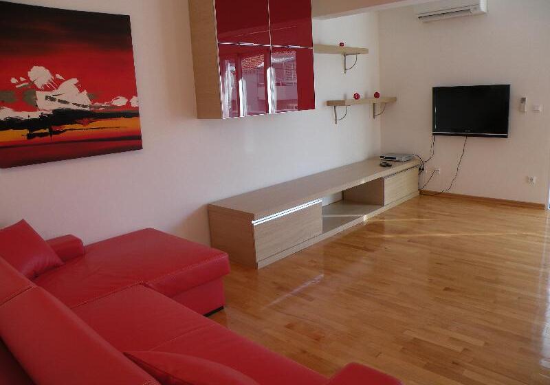 سوییت جونیور, Amari Dhaka