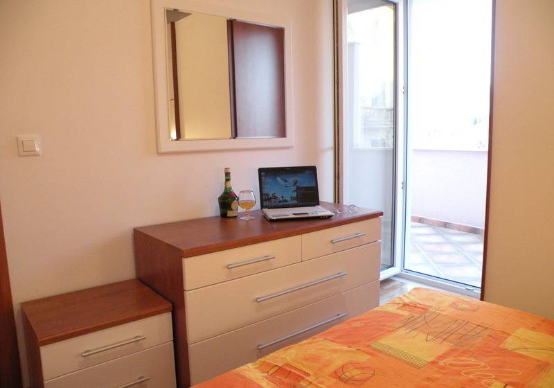 سوییت جونیور, Amari Dhaka