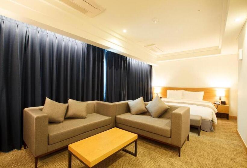 스위트 킹사이즈 침대, Baiton Seoul Dongdaemun