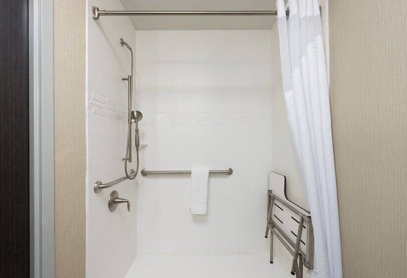 جناح لذوى الاحتياجات الخاصة, Holiday Inn Express And Suites Norman, An Ihg