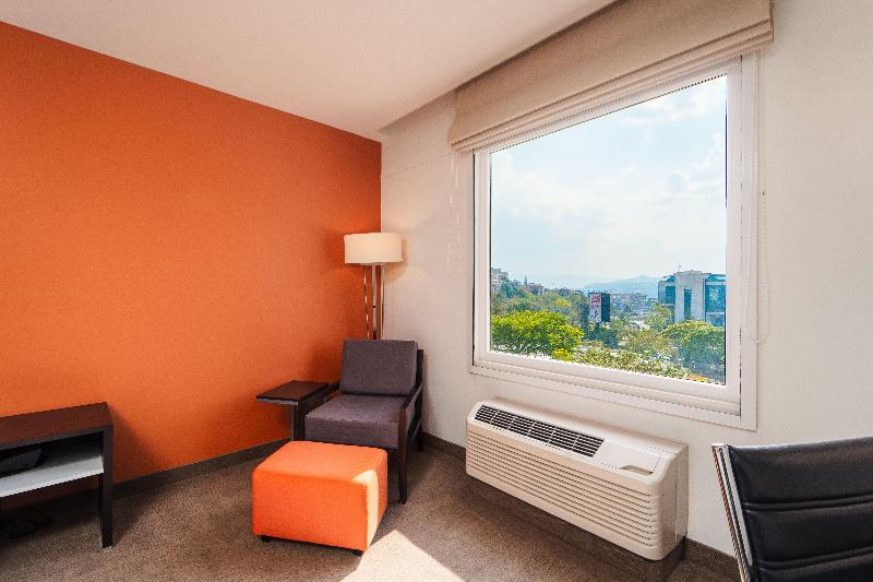 اتاق استاندارد با تخت بزرگ برای معلولان, Holiday Inn Express Tegucigalpa, An Ihg