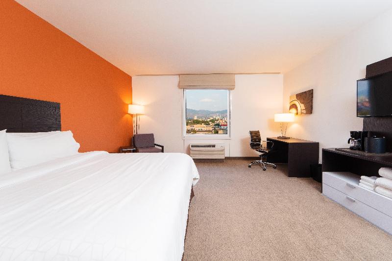 اتاق استاندارد با تخت بزرگ برای معلولان, Holiday Inn Express Tegucigalpa, An Ihg