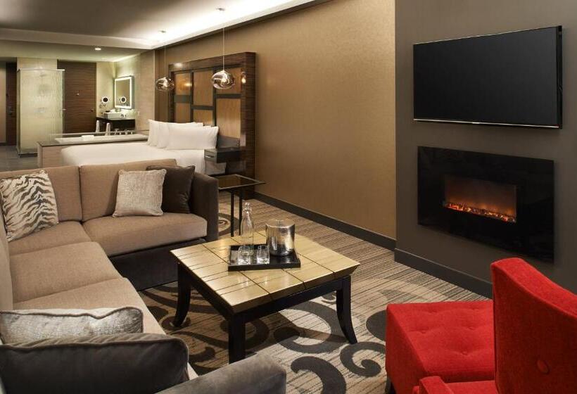 キングサイズベッドのスイートルーム, Metropolitan At The 9, Autograph Collection