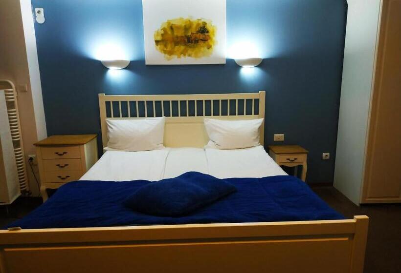 חדר סופריור, Oxigen Petrosani