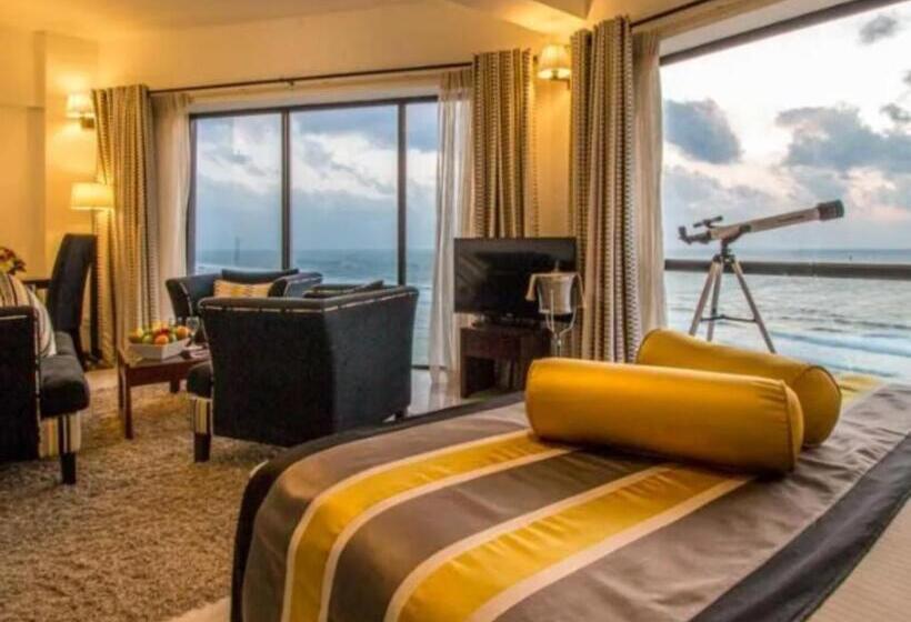 스탠다드 스튜디오 바다 전망, The Ocean Colombo