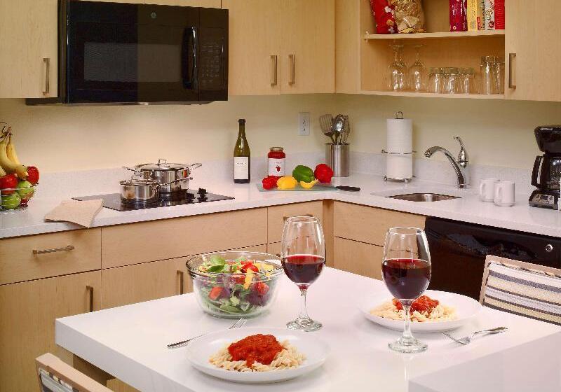 Студио Стандарт Кровать Кинг, Towneplace Suites By Marriott Harrisburg West/mechanicsburg
