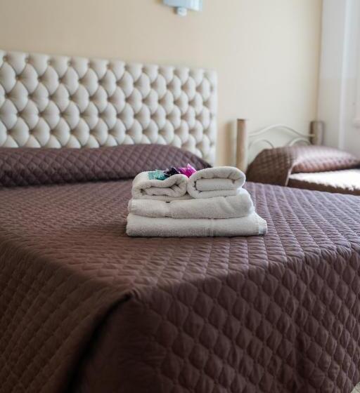 수피리어 트리플 룸, Lolo Hotel Boutique