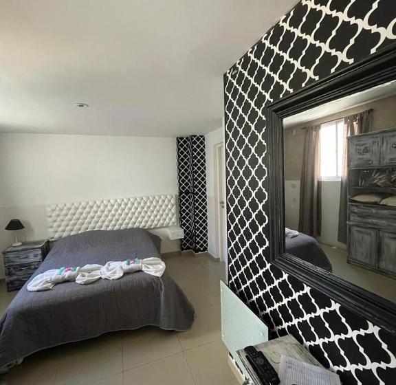 Семейный Номер, Lolo Hotel Boutique