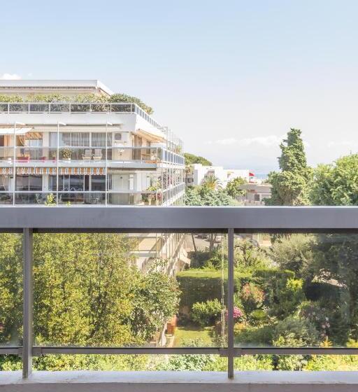 דירת חדר, Résidence Le Tanit