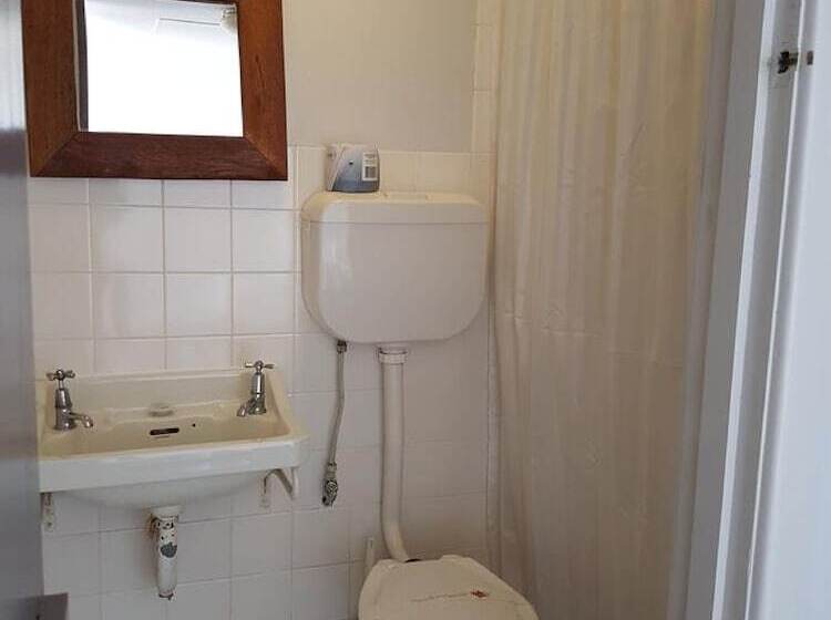 اتاق لوکس با چشمانداز دریا, The Menai Hotel Motel