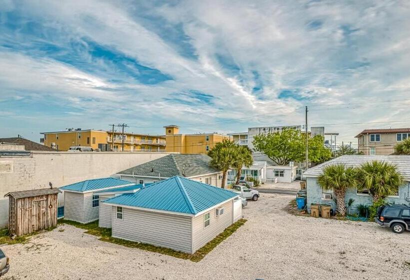 标准工作室, Carbo House Eleven